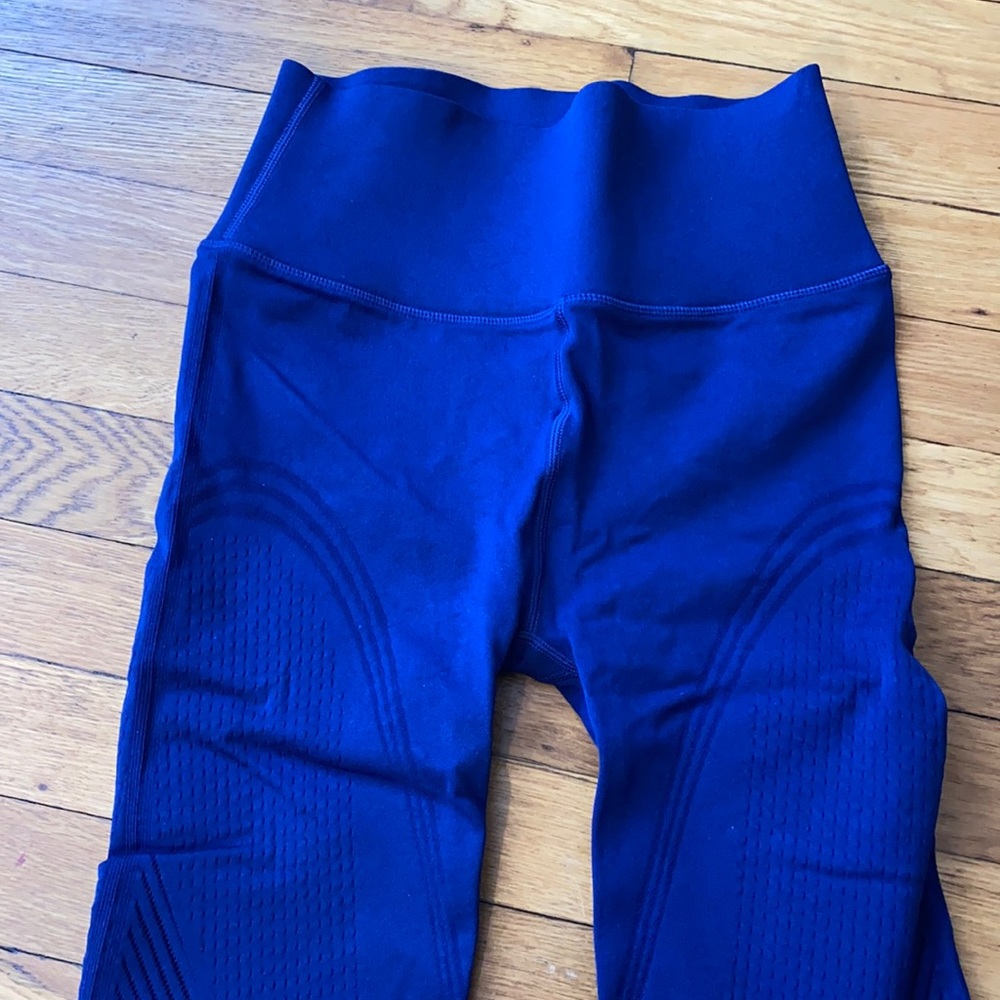 Fabletics skulpt-knit leggings